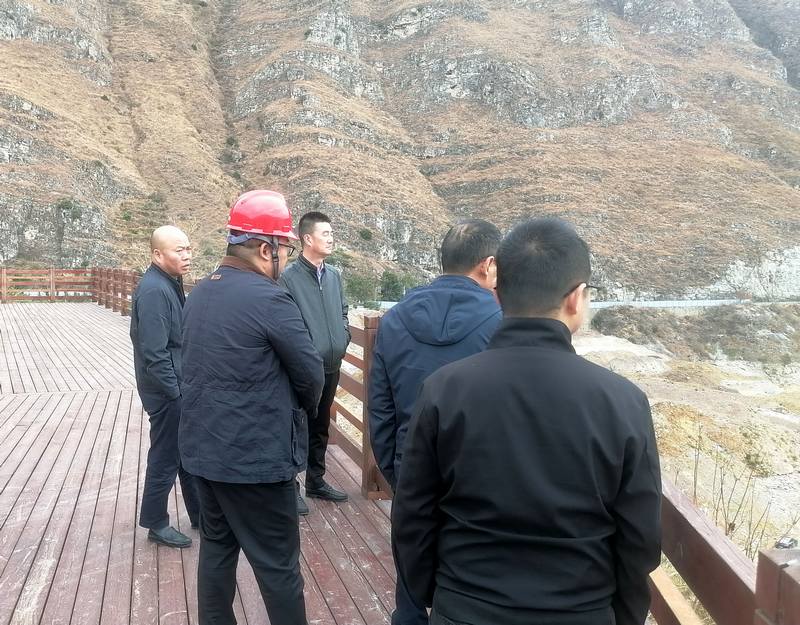 袁斌率隊督導漢源、威遠新開工項目建設工作